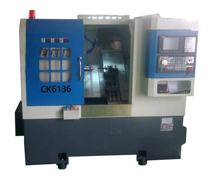 CK6136B ∠30斜床身排刀式 數(shù)控車床（標(biāo)準(zhǔn)配置 排刀機）